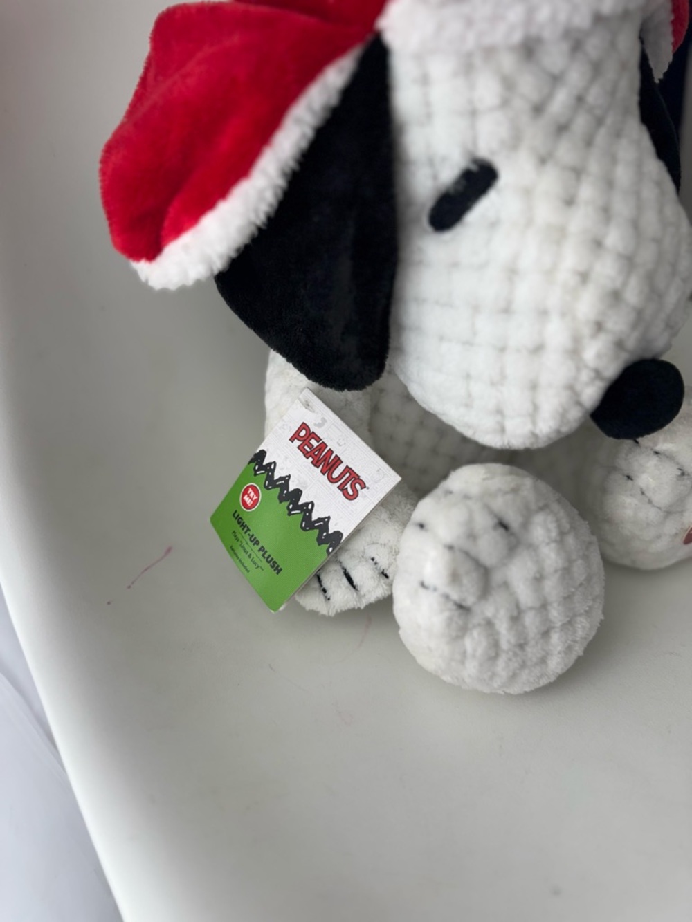Peanuts Snoopy w/ Scarf & Trapper Hat Musical Light-Up 16" Plush 2022 - Picture 4 of 7